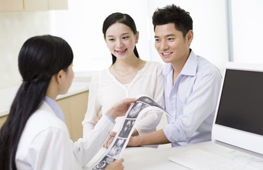 要做试管婴儿第三代的夫妻