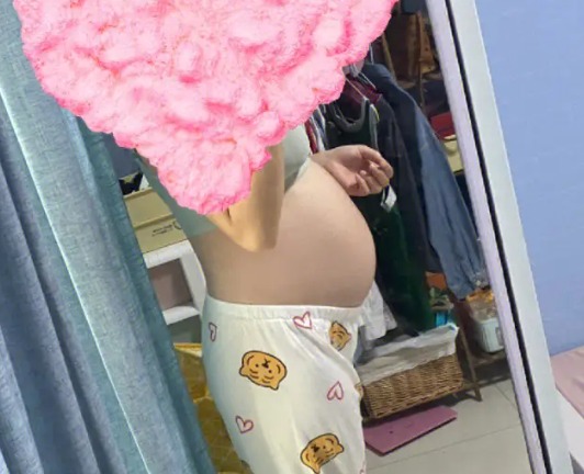 胎儿发育会导致平底锅肚型