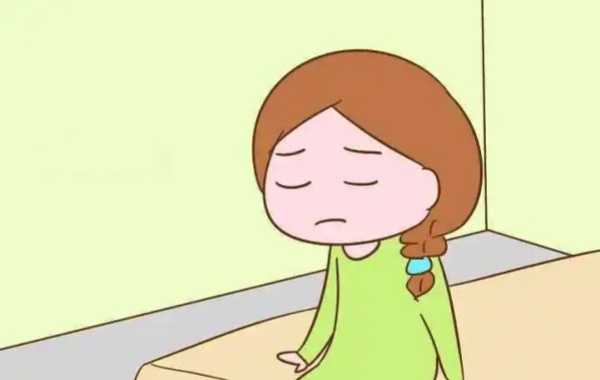 穴位按摩饮食调理可以改善月经不调