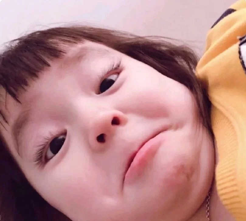 大琳琳头像