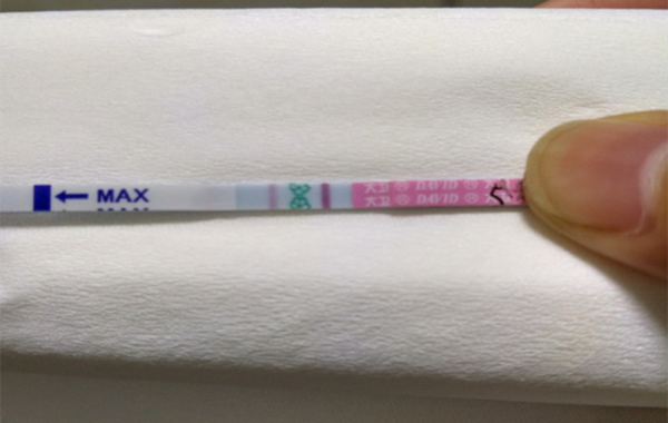 排卵试纸早上显示弱阳下午就没有了属于正常