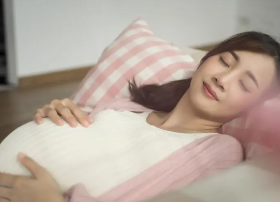 孕妇睡觉流口水是激素所致
